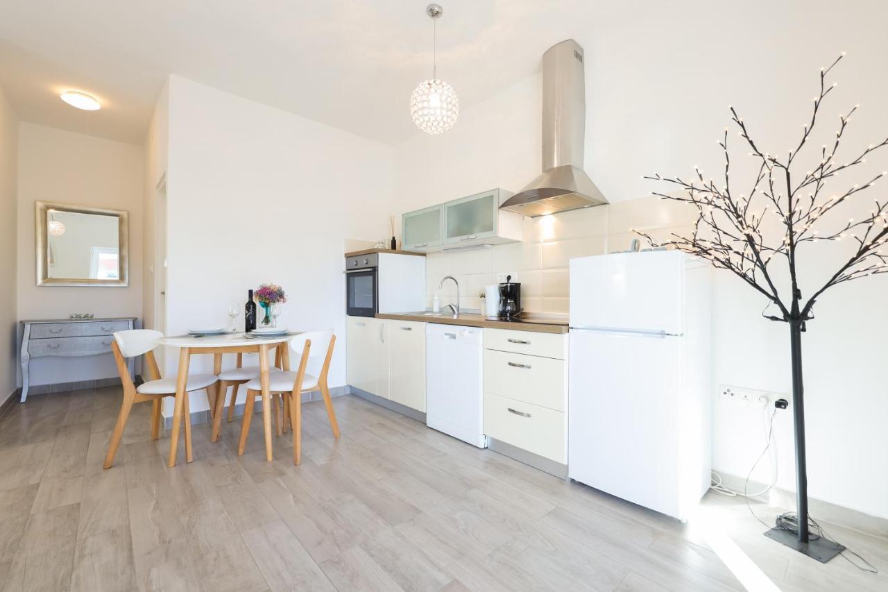 Pavle'S Apartment Zadar Ngoại thất bức ảnh