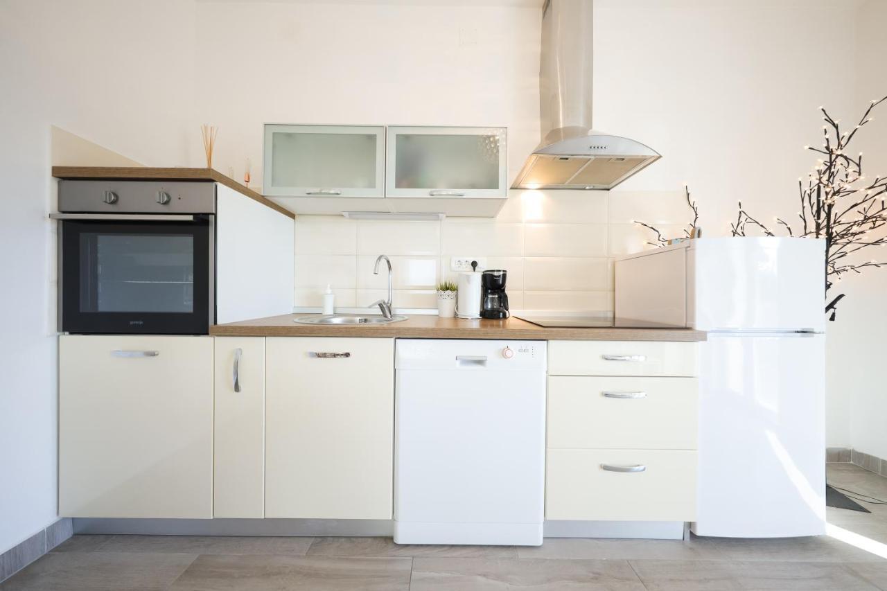 Pavle'S Apartment Zadar Ngoại thất bức ảnh