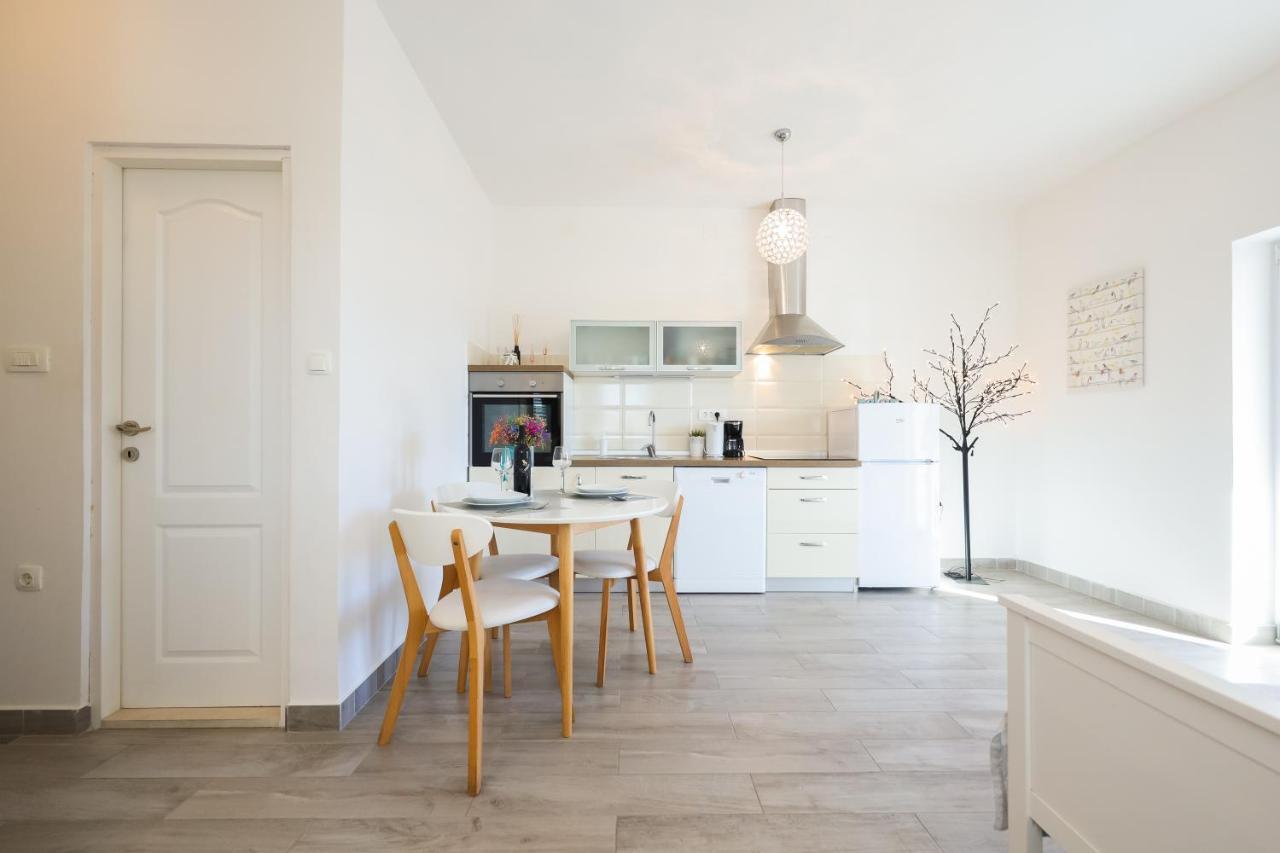 Pavle'S Apartment Zadar Ngoại thất bức ảnh